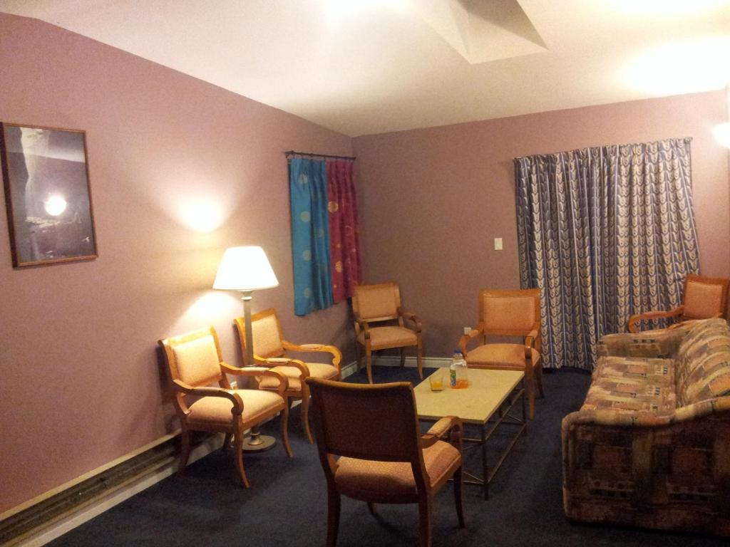 Cache Creek Inn Habitación foto